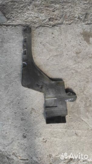 Наполнитель багажника задний Toyota Avensis T250