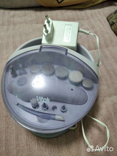 Маникюрный набор Vitek