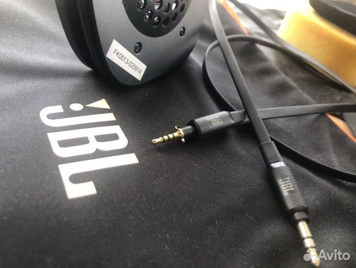 Проводные наушники jbl J88