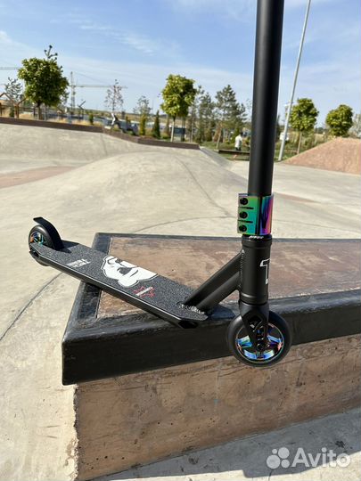 Трюковой самокат Tech team comrade