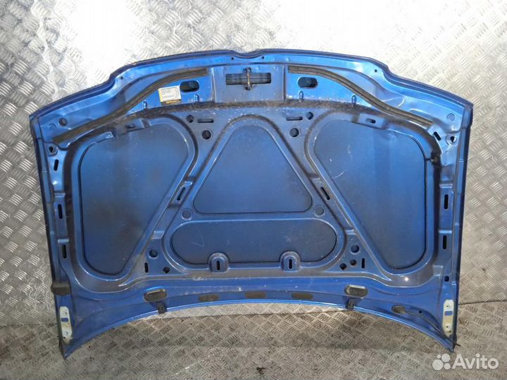 Капот Volkswagen Polo (1994-2002)
