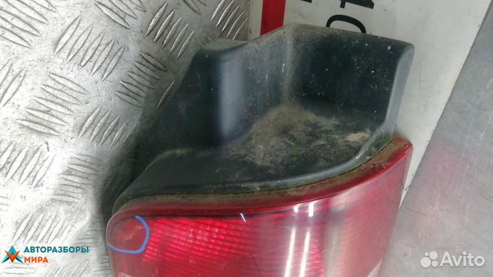 Фонарь задний правый Volkswagen Transporter T5