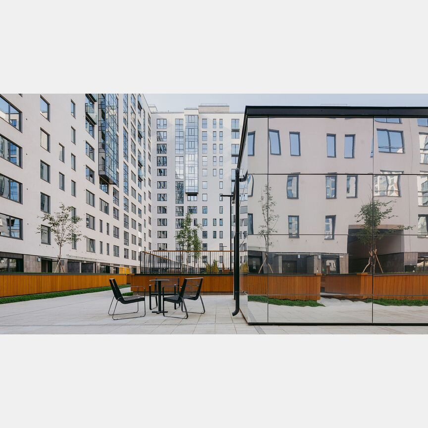 2-к. квартира, 82,8 м², 13/13 эт.