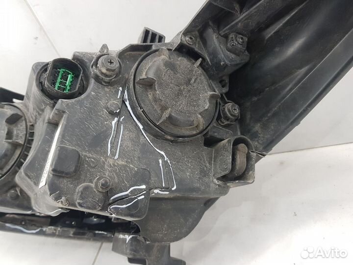 Фара правая Hyundai Solaris