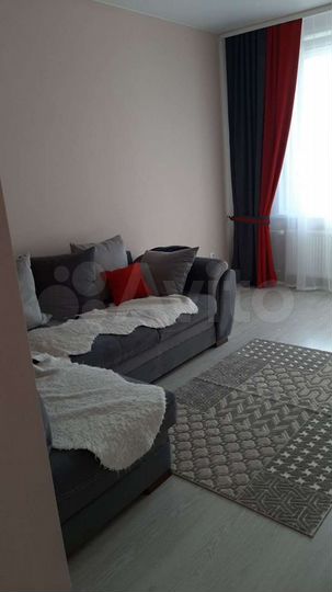 2-к. квартира, 60 м², 8/9 эт.