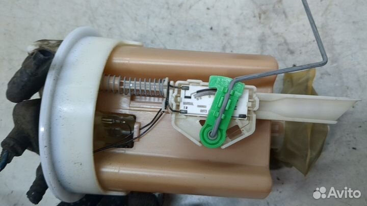 Насос топливный электрический Peugeot 306