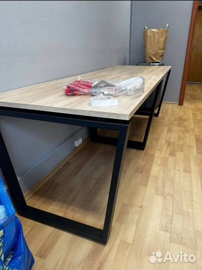 Компьютерный стол в стиле лофт