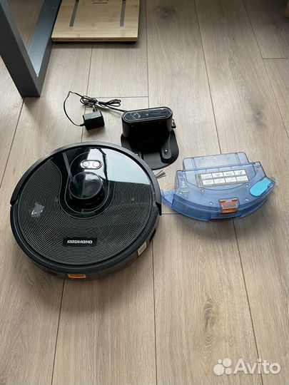 Робот пылесос redmond rv-r670s