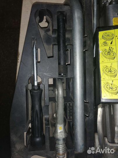 Комплект штатного инструмента Audi A6C6