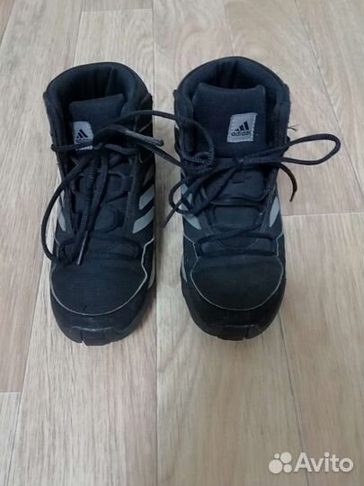 Кроссовки adidas terrex
