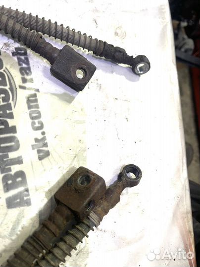 Передние тормозные трубки кайрон