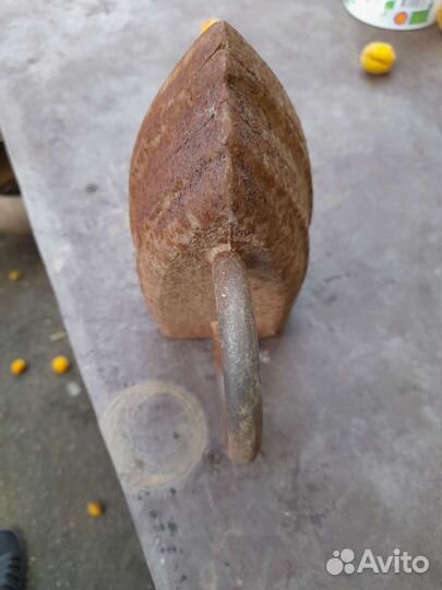 Утюг чугунный старинный