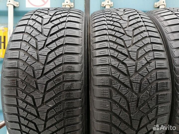Yokohama W.Drive V905 225/40 R18 92W