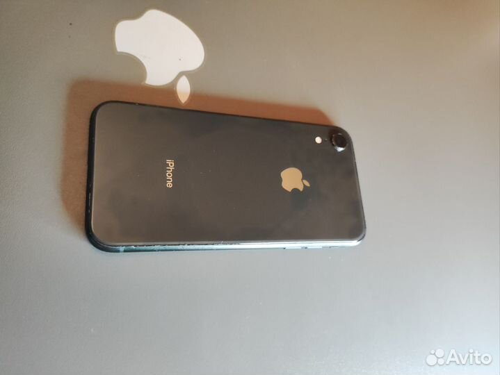 iPhone Xr, 64 ГБ