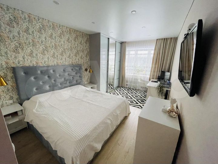 2-к. квартира, 63 м², 5/9 эт.