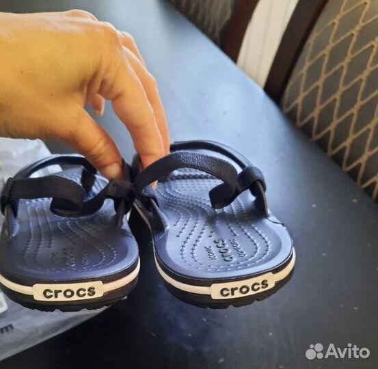 Сандали crocs c8