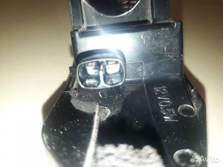 Повторитель указателя поворота в зеркало левый