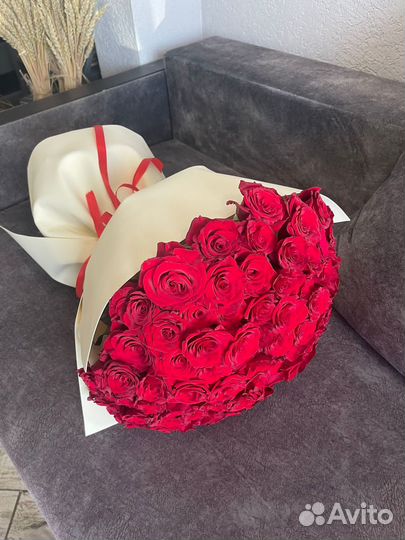 Нальчик Розы букеты,игрушки Доставка