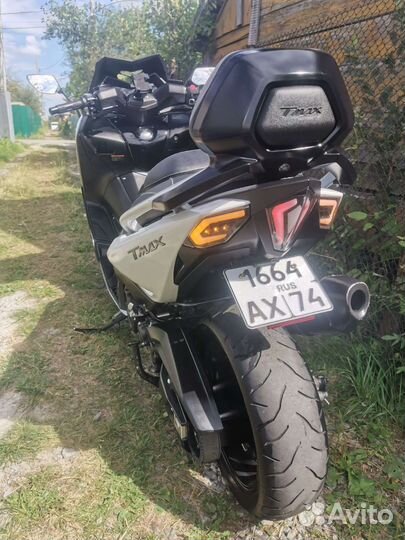 Yamaha t-max 530