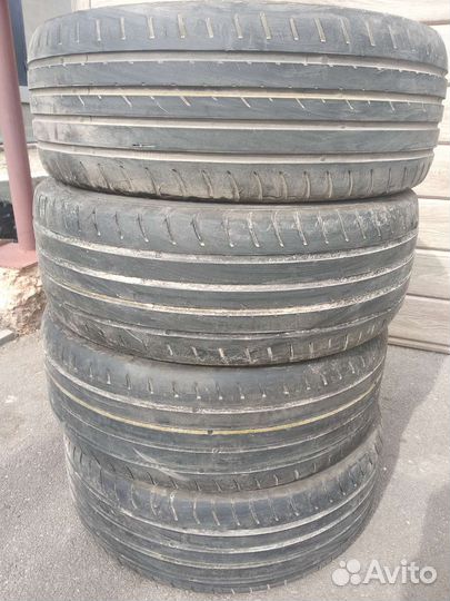 Viatti Strada Asimmetrico 215/60 R16 98