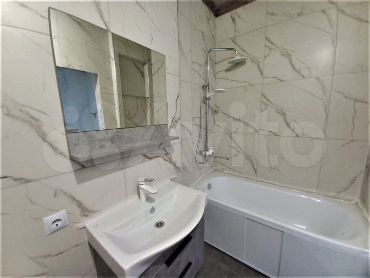 1-к. квартира, 42 м², 9/9 эт.