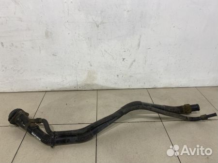 Топливно-заливная горловина