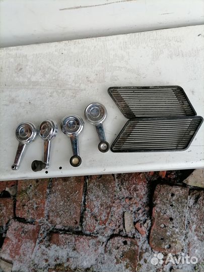 Зап части на ваз 2103