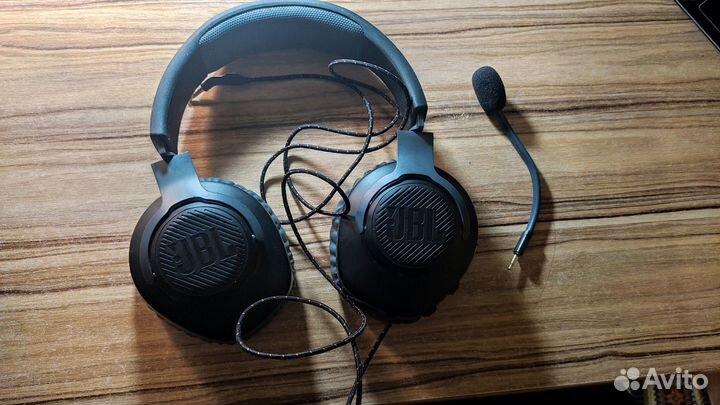 Проводные наушники jbl