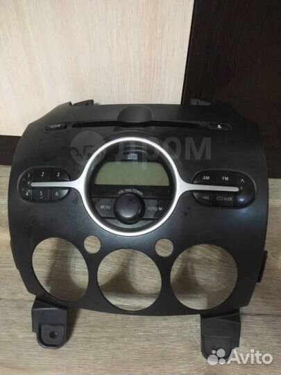 Магнитофон на Mazda Demio DE3FS