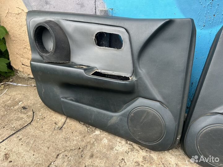 Дверные карты комплект Nissan Primera P11