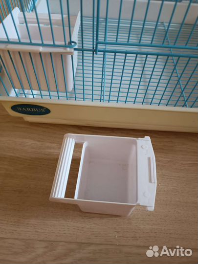 Клетка для птиц, большая,высота 64,ширина 45