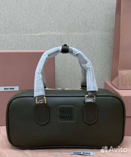 Женская кожаная сумка Miu Miu Arcadie новая