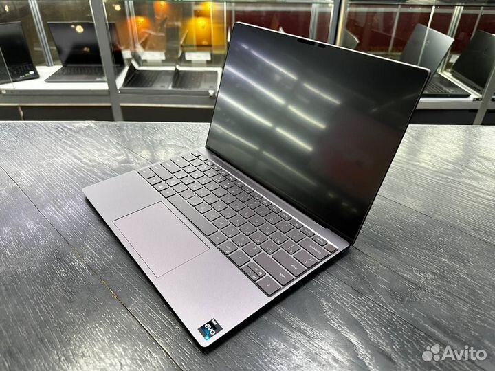 Новый ноутбук Dell XPS 13 9315 i5/8/256