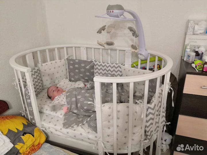 Кроватка детская с матрасом