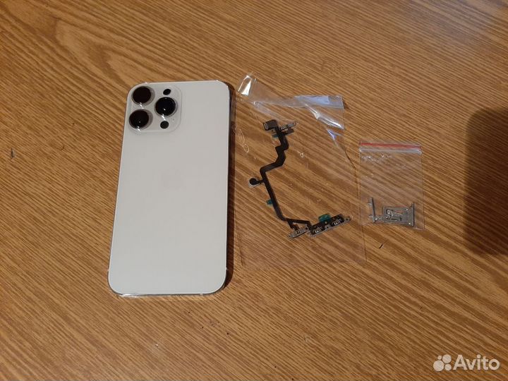 Корпус iPhone XR в стиле iPhone 13pro/14 pro