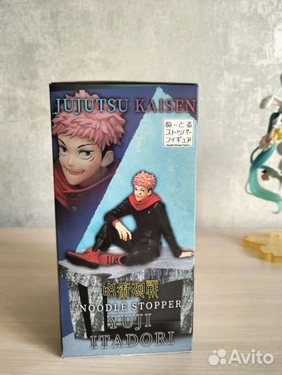 Аниме фигурка