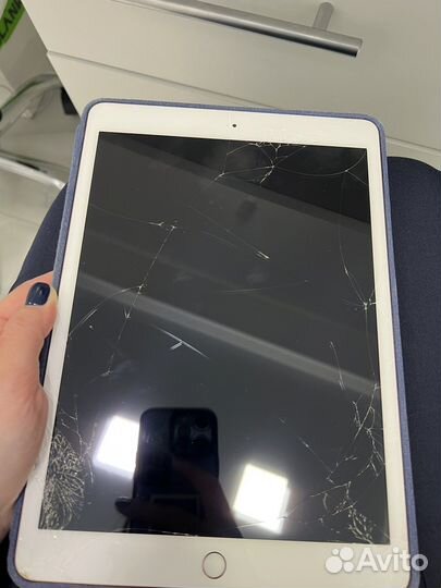 iPad 7 поколения