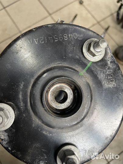 Стойки амортизатора передние dodge magnum