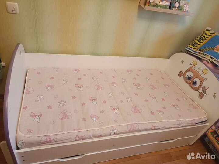 Продаётся детская кроватка с совятами