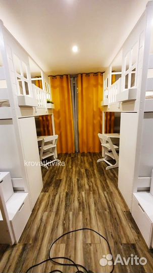 Комплект кровать чердак + шкаф + стол