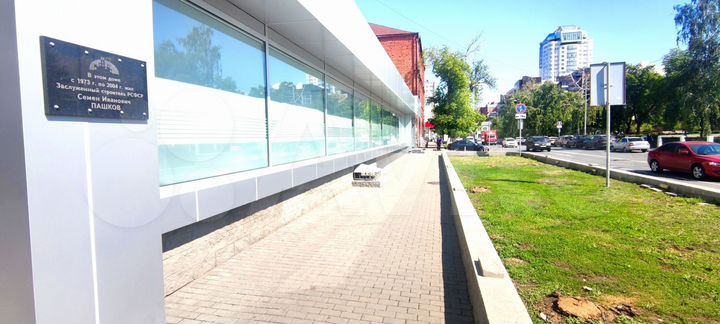 Подвал в центре с коммуникациями, 190.6 м²