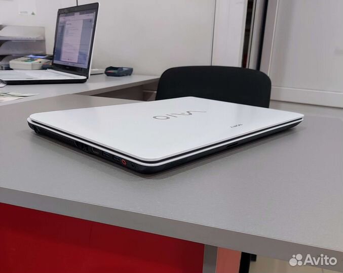 Ноутбук Sony vaio i5