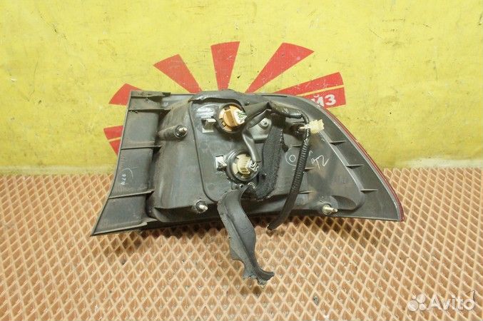 Фонарь Toyota Windom