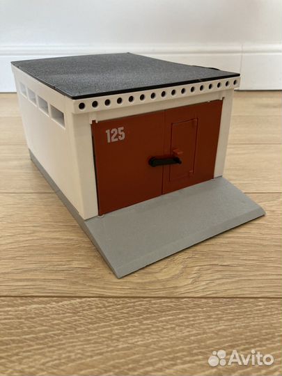 Трек для машинок и гараж