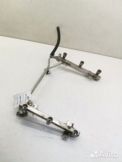 Рейка топливная Audi A6 4B2 BDV