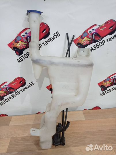 Бачок омывателя в сборе Ford Fiesta MK6