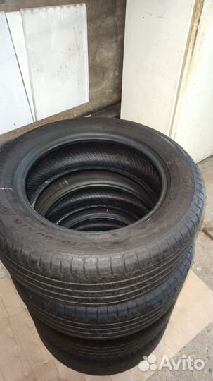 Goodyear EfficientGrip Performance 215/60 R16