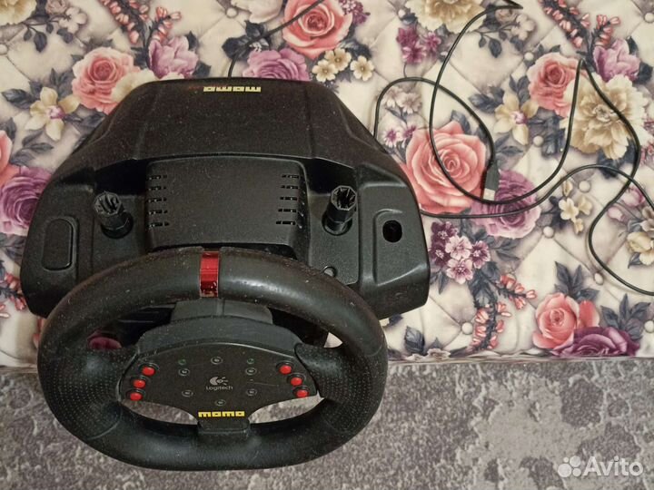 Logitech momo racing