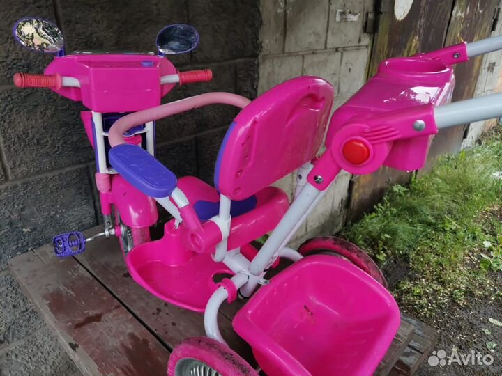 Детский велосипед с ручкой
