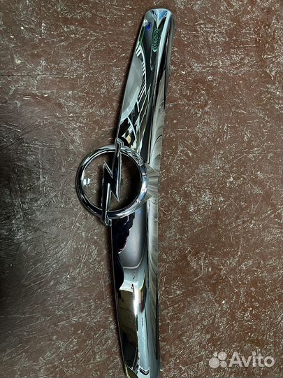 Молдинг решетки радиатора opel insignia